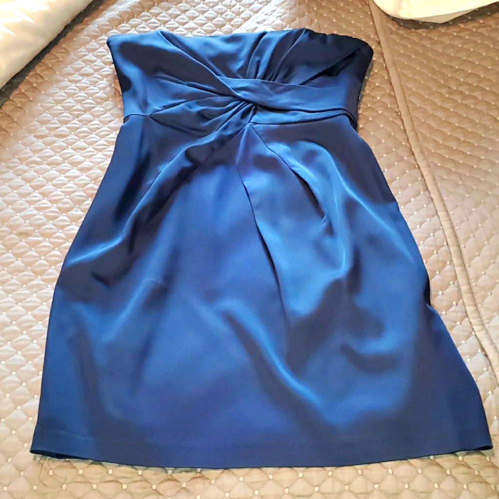 BCBG MAXAZRIA navy blue cocktail dress